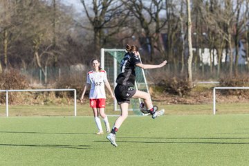 Bild 177 - wBJ SV Wahlstedt - SV Henstedt Ulzburg : Ergebnis: 0:1
